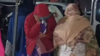 Punjab News: ਪੰਜਾਬ 'ਚ ਮਸ਼ਹੂਰ ਹੋਟਲਾਂ 'ਤੇ ਅਚਾਨਕ ਛਾਪੇਮਾਰੀ, ਲੋਕਾਂ 'ਚ ਮੱਚਿਆ ਹਾਹਾਕਾਰ; ਪੁਲਿਸ ਨੇ ਮਰਦਾਂ 'ਤੇ ਔਰਤਾਂ ਨੂੰ ਇੰਝ ਪਾਇਆ ਘੇਰਾ...