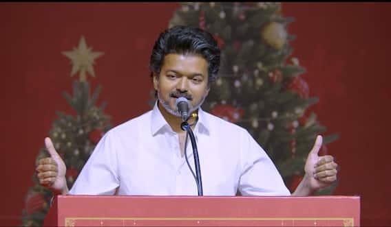 துரோகிகளால் பாழுங்கிணற்றில் தள்ளப்பட்டு அரசனான இளைஞன்- கிறிஸ்துமஸ் விழாவில் குட்டிக்கதை சொன்ன விஜய்!