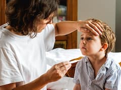 लहान मुलांपासून ते वयोवृद्धांपर्यंत आता आजाराला करा बाय-बाय; 'या' 5 गोष्टींचा आहारात करा समावेश