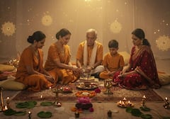 Paush Putrada Ekadashi 2025 : पौष पुत्रदा एकादशीला चुकूनही खाऊ नका 'या' 3 गोष्टी; घरात येईल दुर्दैव