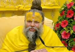 Premanand Maharaj: પ્રેમાનંદ મહારાજની પદયાત્રાનો સમય બદલાયો, હવે રાત્રે નહીં આ સમયે નિકળશે મહારાજ 