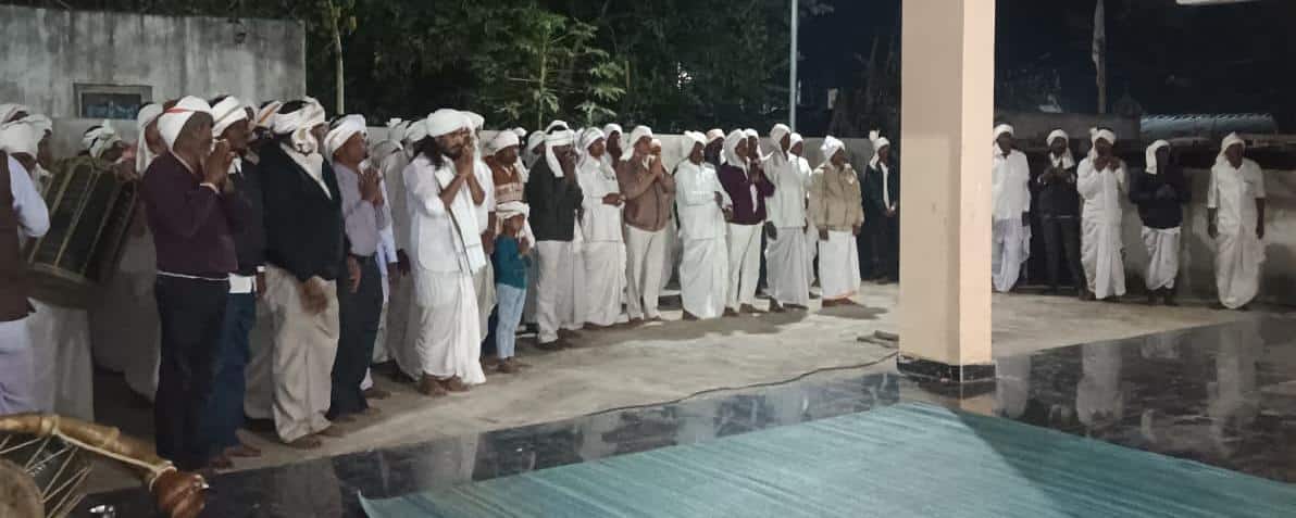 Nagoba Jatara: నెలవంకను దర్శించుకున్న మెస్రం వంశీయులు.. కేస్లాపూర్ నాగోబా మహాపూజలకు శ్రీకారం