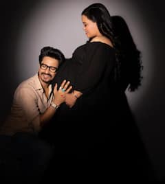 Bharti Singh Haarsh Limbachiyaa Welcomes Baby Boy : 41व्या वर्षांची भारती सिंह दुसऱ्यांदा झाली आई; लिंबाचिया कुटुंबात चिमुकल्या पावलांनी गोड पाहुण्याचं आगमन