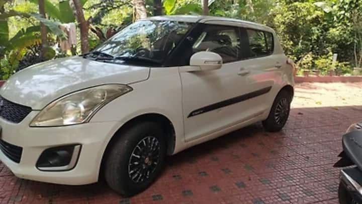 अगर आपने भी पुरानी कार खरीदी है और उसके कागजात अपने नाम ट्रांसफर नहीं कराए हैं. तो अब सावधान हो जाना जरूरी है. उत्तर प्रदेश के नोएडा में सेकेंड हैंड कार को लेकर सख्त नियम लागू किए गए हैं. अगर ऑनरशिप अपडेट नहीं हुई तो आपकी गाड़ी जब्त की जा सकती है.