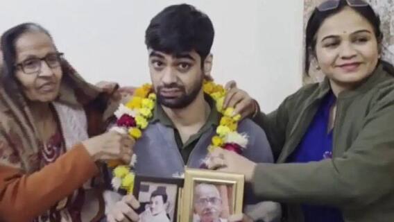 चलने-बोलने की मुश्किलें भी नहीं रोक सकीं सपना, मानवेंद्र ने पास किया UPSC एग्जाम