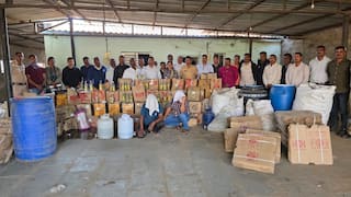 Kolhapur : हुपरीत 25 लाखांची बनावट दारू जप्त, राज्य उत्पादन शुल्क विभागाची मोठी कारवाई