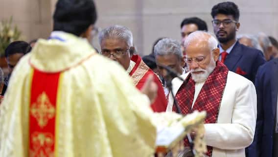 PM Modi Attends Christmas Morning Service At Delhi Cathedral: WATCH