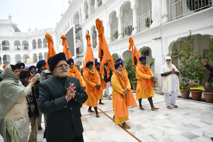 गुरु गोबिंद सिंह महाराज की 359वीं जयंती को लेकर पटना सिटी के तख्त श्री हरमंदिर साहिब गुरुद्वारा में तीन दिवसीय कार्यक्रम का आयोजन किया गया है. आज (25 दिसंबर) से लेकर 27 दिसंबर तक अलग-अलग कार्यक्रम होना है.