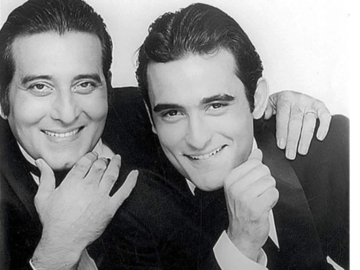 Father Vinod Khanna had made a master plan to launch his son, had kept these conditions