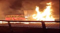 Karnataka: કર્ણાટકના ચિત્રદુર્ગમાં ટ્રક સાથે ટક્કર બાદ સ્લીપર બસમાં લાગી આગ, 12 લોકોના મોત