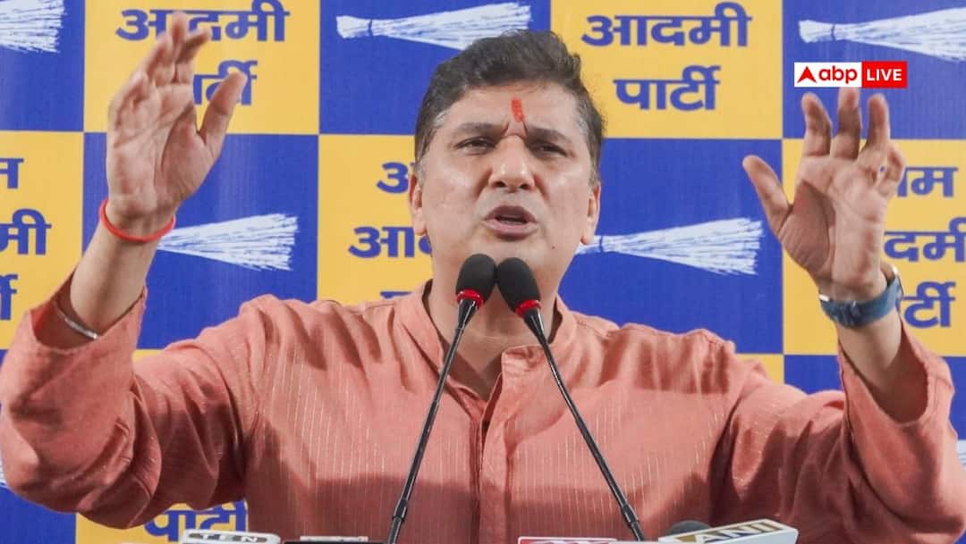 AAP पार्टी के तीन दिग्गज नेताओ के खिलाफ एफआईआर