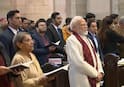 Narendra Modi In Church: नरेंद्र मोदींनी चर्चमध्ये जाऊन केली प्रार्थना; नाताळनिमित्त दिल्लीतील कॅथेड्रल चर्चला दिली भेट, PHOTO