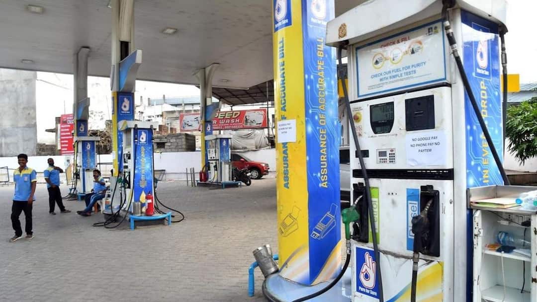 பெட்ரோல் பங்க் எண்ணிக்கை ஒரு லட்சம் கடந்தது! இந்தியாவின் சாதனை, ஆச்சரியமூட்டும் விவரங்கள்!