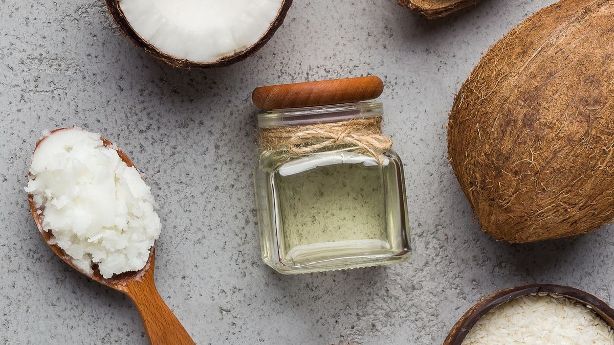 Top 5 Plant-Based Oils For Sensitive Skin This Winter: Expert-Backed Guide To Natural Glow