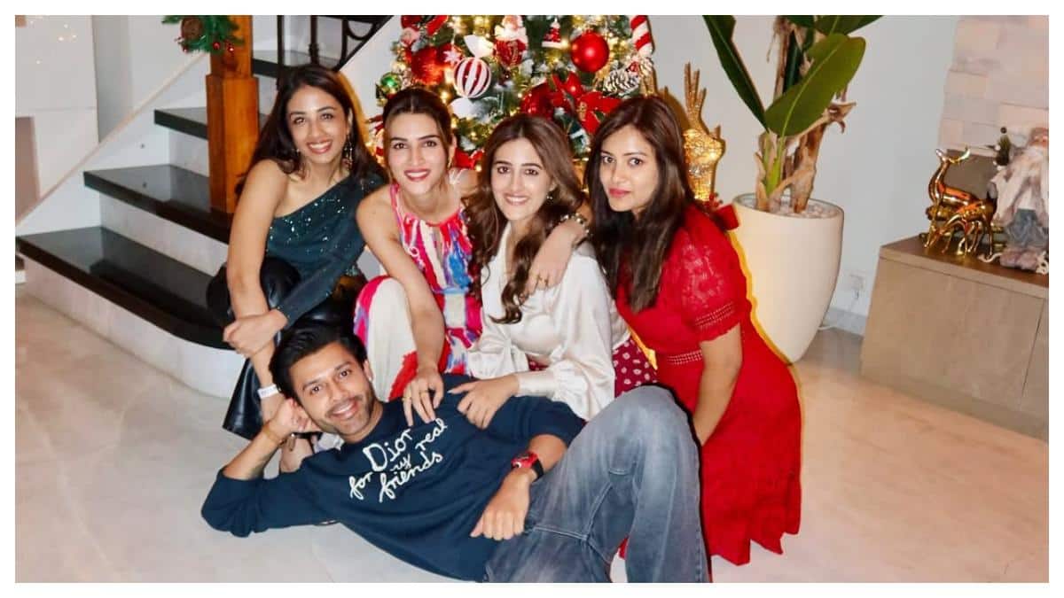 Kriti Sanon Celebrates Christmas With Sister Nupur And Stebin Ben, Shares Cozy Family Moments