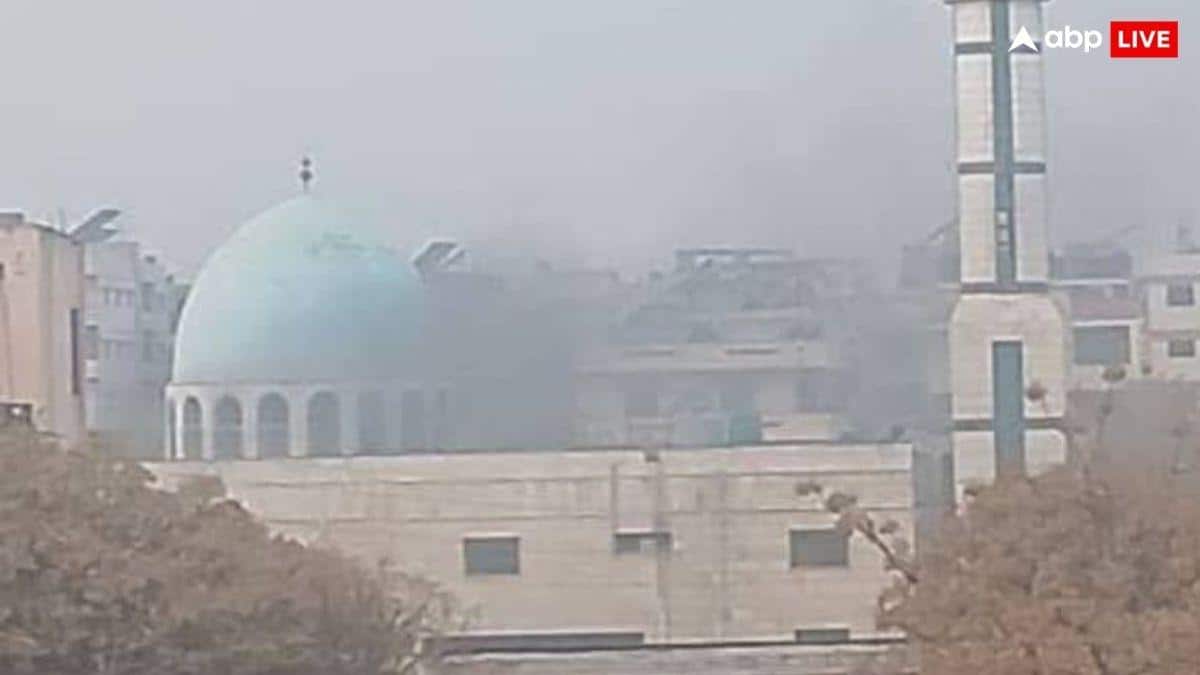 इस मुस्लिम देश में जुमे की नमाज के दौरान मस्जिद में ब्लास्ट, जमींदोज हुई बिल्डिंग; कम से कम 8 की मौत