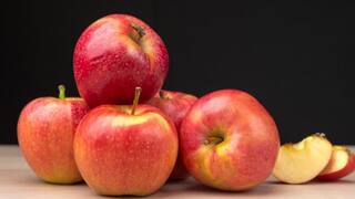 Health Tips: સફરજનનું વધુ પ્રમાણમાં સેવન તમને કરી શકે છે બીમાર, જાણો કયા લોકોએ ન કરવું જોઈએ સેવન