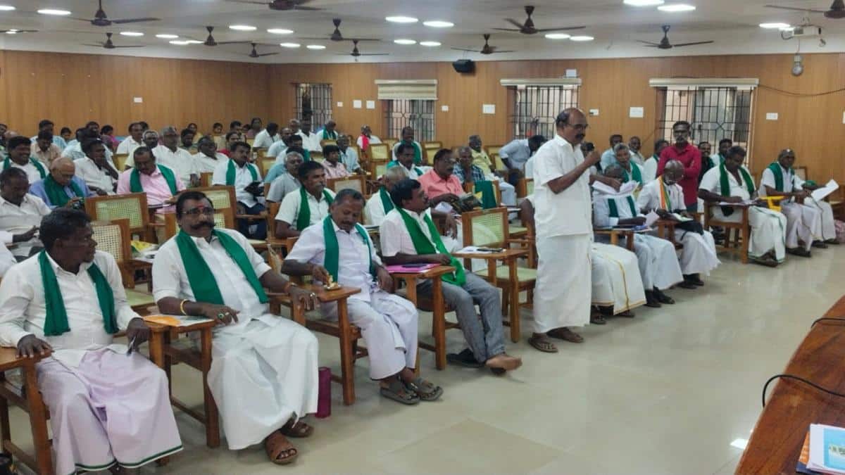 கரும்பு வெட்டுக்கூலியை அரசே ஏற்க வேண்டும், நெல் உலர்த்தும் களம் அமைக்க வேண்டும்: விவசாயிகள் வலியுறுத்தல்