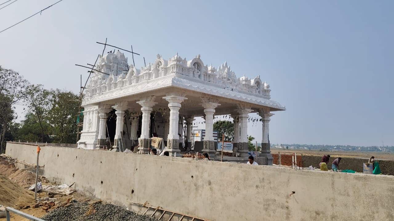 West Godavari కలెక్టర్ నే ఇరికించబోయారు.. MRO సహా నలుగురు ఉద్యోగుల సస్పెన్షన్.. ఎక్కడో కాదు తాడేపల్లిగూడెం పక్కనే