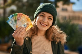 સ્વિટ્ઝર્લૅન્ડમાં ભારતીય રૂપિયાનું મૂલ્ય કેટલું? જાણો ત્યાં ₹10,000 ના બદલામાં કેટલા ફ્રેંક મળશે