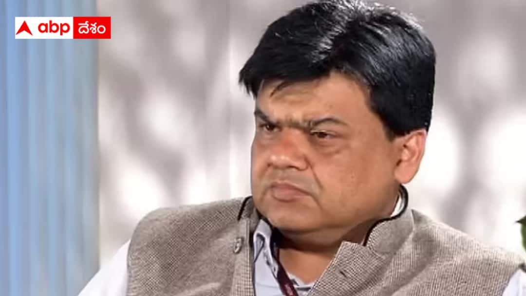 Praveen Prakash who took VRS is trying to rejoin duties Praveen Prakash: ఆవేశంలో వీఆర్ఎస్ - ఇప్పుడు మళ్లీ ప్రయత్నాలు - ఐఏఎస్ ప్రవీణ్ ప్రకాష్‌కు మళ్లీ చాన్స్ ఇస్తారా?