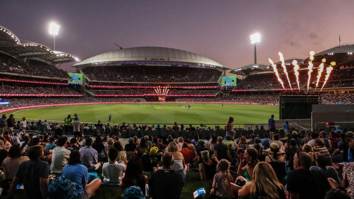 कभी नहीं देखा होगा ऐसा रोमांचक मैच! कई बार पलटी बाजी; अंतिम 30 गेंद में नहीं बने 36 रन