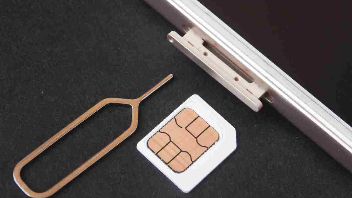 Why Pay Rs 199 Every Month Just To Keep Your SIM Active? Switch To This Low-Cost Alternative