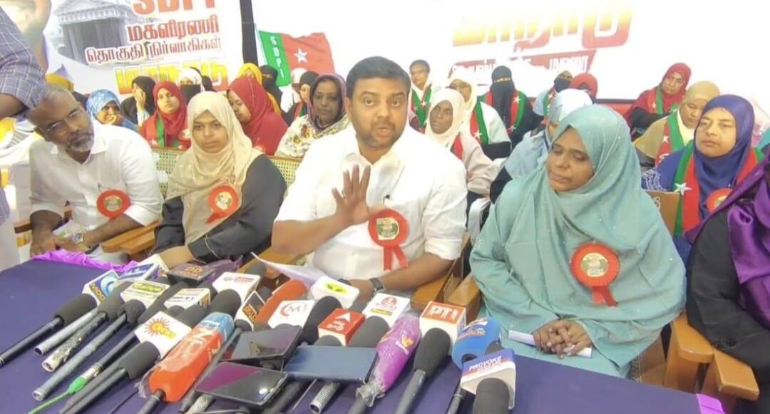 BJP is the evil force of India even stand on their heads and drink water BJP will not win tnn இந்தியாவின் தீய சக்தி பாஜக தான் - தலைகீழாக தண்ணீர் குடித்தாலும் பா.ஜ.க., வெற்றி பெறாது நெல்லை முபாரக் பேட்டி !