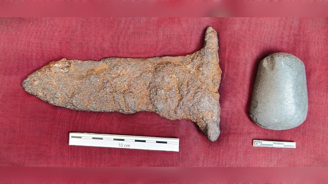 புதிய கற்கால மனிதன் வாழ்ந்த தடயம்: விழுப்புரத்தில் கிடைத்த மெருகேற்றப்பட்ட கைக்கோடாரி