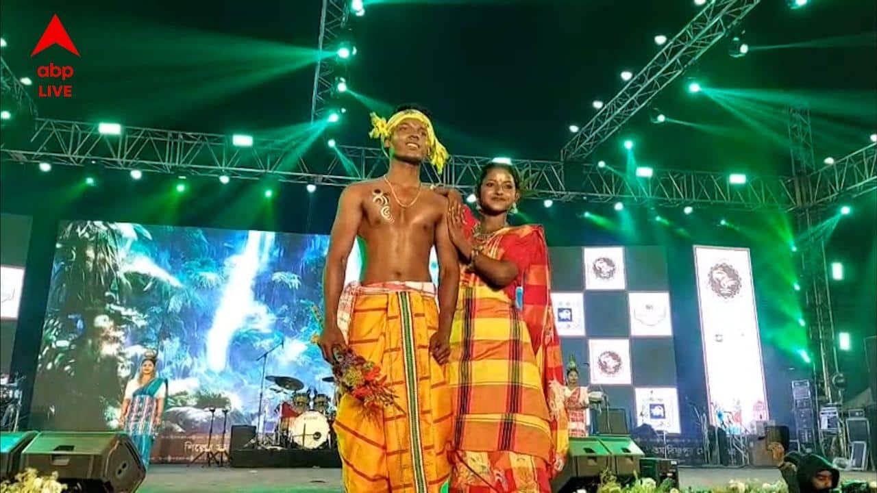 Bishnupur Mela 2025: বিষ্ণুপুরের অভিজাত শাড়ির তালিকায় এবার আদিবাসীদের পাঞ্চি শাড়ি, র‍্যাম্পে হাঁটলেন রাজ্যের মন্ত্রীও