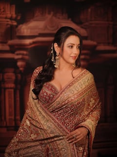 मल्टी कलर साड़ी में खूब जचीं टीवी की 'अनुपमा', तस्वीरें देख फैंस ने भी कह दिया- 'अति सुंदर'