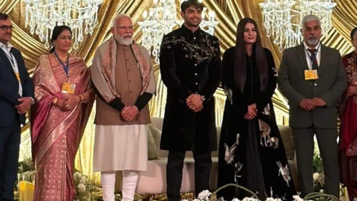 नीरज चोपड़ा-हिमानी मोर ने शादी के महीनों बाद किया ग्रैंड रिसेप्शन, चीफ गेस्ट PM मोदी ने आकर लगाए चार चांद