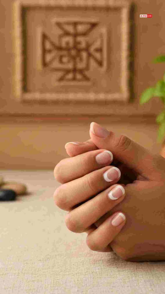 நகங்களில் வெண்மை நிறம் தோன்றுவது ஏன்?