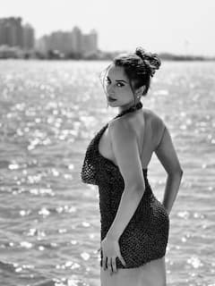 બ્લેક એન્ડ વ્હાઈટ તસવીરોમાં પૂજા ભાલેકરે લૂંટી મહેફીલ