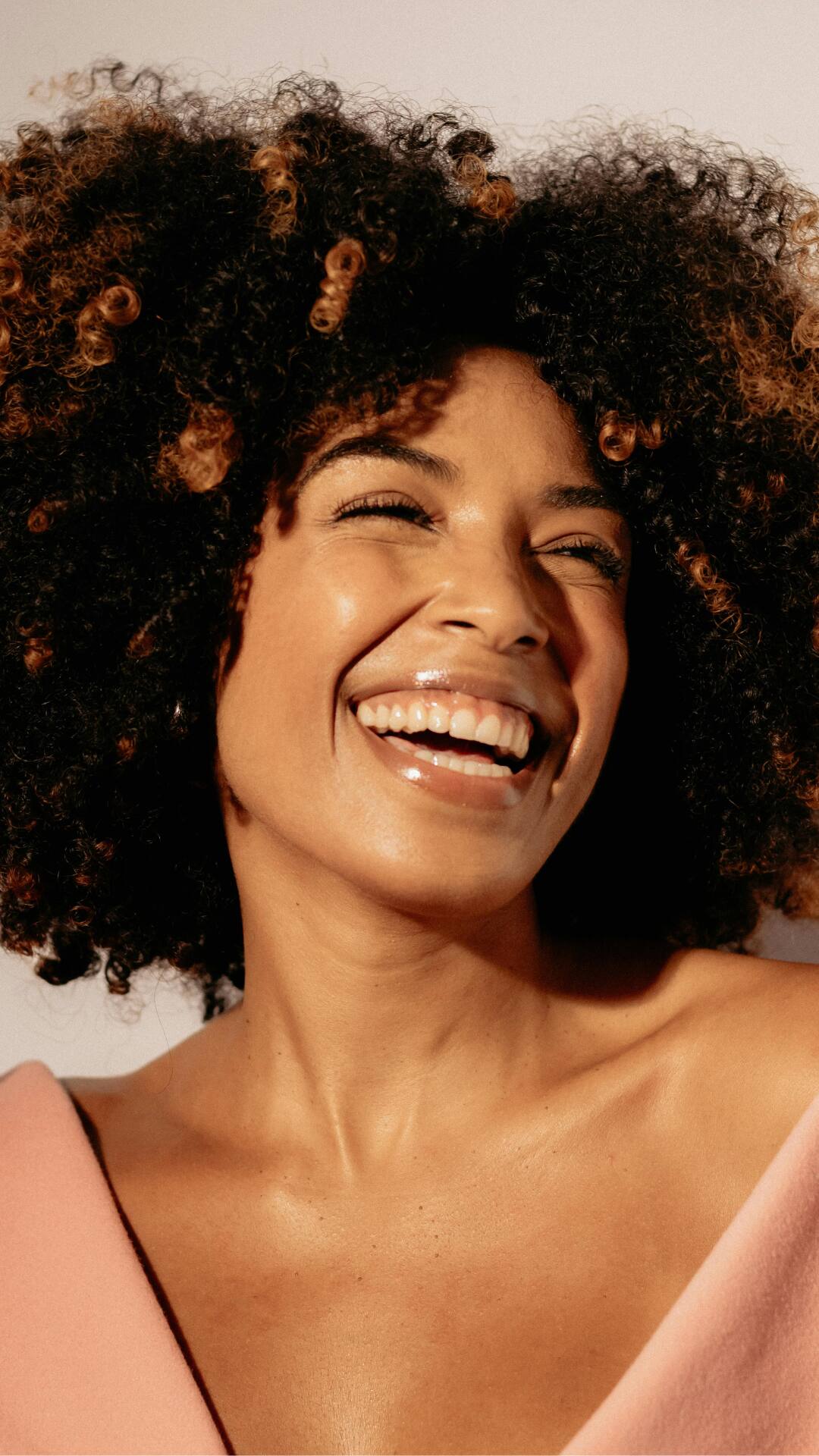 6 Simple Winter Skincare Habits For Glowing, Nourished Skin