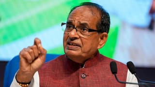 'प्रत्येक भारतीयाने दक्षिणेकडील एक भाषा शिकली पाहिजे, मी स्वत: शिकण्याचा प्रयत्न करत आहे' देशव्यापी हिंदीचा वरंवटा सुरु असतानाच केंद्रीय मंत्री शिवराजसिंह चौहानांचा सल्ला