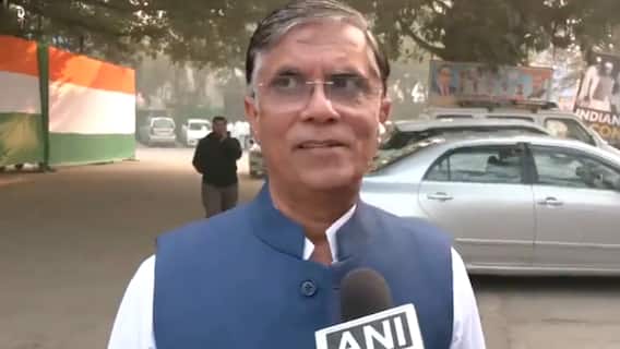 'Nothing To Learn From RSS': Digvijaya Singh’s Remark Triggers Political Storm Inside Congress