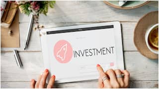 Invest Small & Gain Big : కొత్త సంవత్సరం నుంచి ఖర్చులు తగ్గించి ఈ పని చేయండి.. ఫ్యూచర్​లో మంచి లాభం పొందుతారు