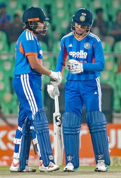 Smriti Mandhana News : शतक चुकलं… पण इतिहास रचला! स्मृती मानधनाने श्रीलंकेला धू-धू धुतले, गाठला 10,000धावांचा ऐतिहासिक टप्पा