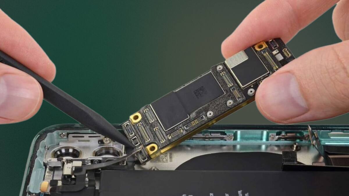 Tech Explained: क्यों हो रही है मेमोरी चिप्स की कमी और कहां से हुई इसकी शुरुआत?