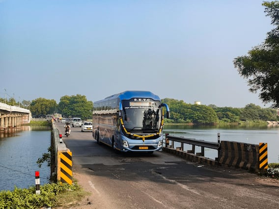 SETC Volvo Bus: திருச்செந்தூர் டூ சென்னை Volvo பயணம்; அரசுப் பேருந்தின் 'வேகமும் விவேகமும்' ABP-யின் நேரடி ரிப்போர்ட்