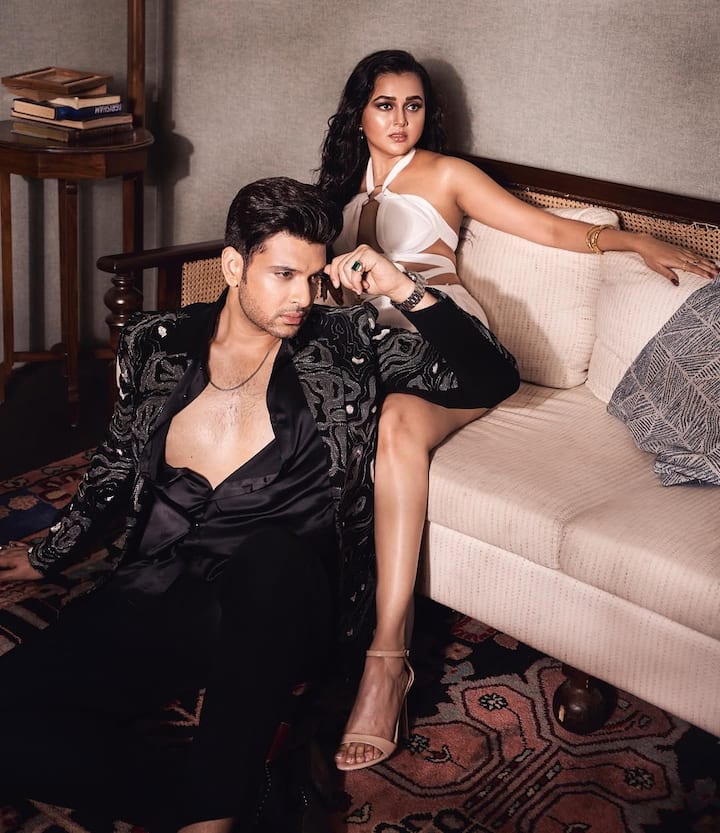 तेजस्वी प्रकाश और करण कुंद्रा की शादी की खबरें अक्सर चर्चा में बनी रहती है. हालांकि, हर बार दोनों ने शादी की खबरों को बकवास बताया है.