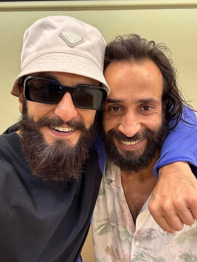 धुरंधर' में रणवीर सिंह का प्राइवेट पार्ट छूने वाला सीन नहीं करना चाहते थे 'लुल्ली डकैत', कहा- 'मैं घबरा गया था