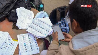 महोबा: SIR के बाद ड्राफ्ट वोटर लिस्ट से ग्राम प्रधान का ही नाम गायब, 2300 ग्रामीणों के नाम भी कटे