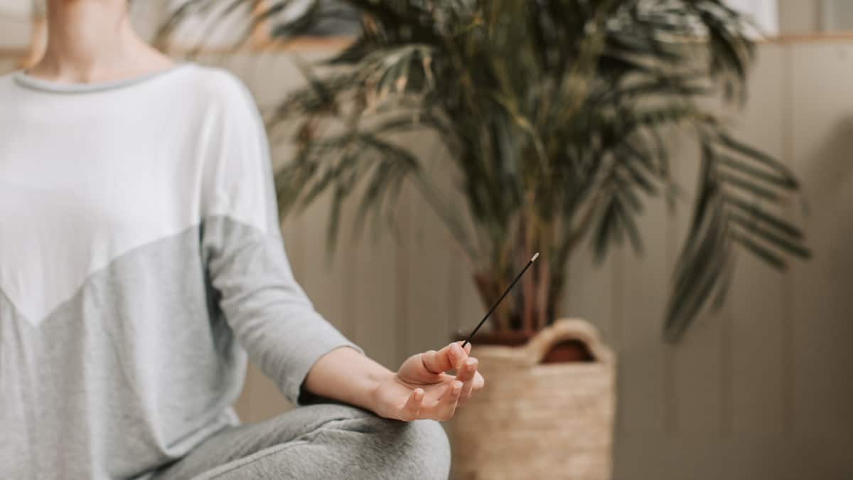 Calming The Individual Mind: Five Meditative Practices To Reduce Cognitive Overload In A Hyperconnected World