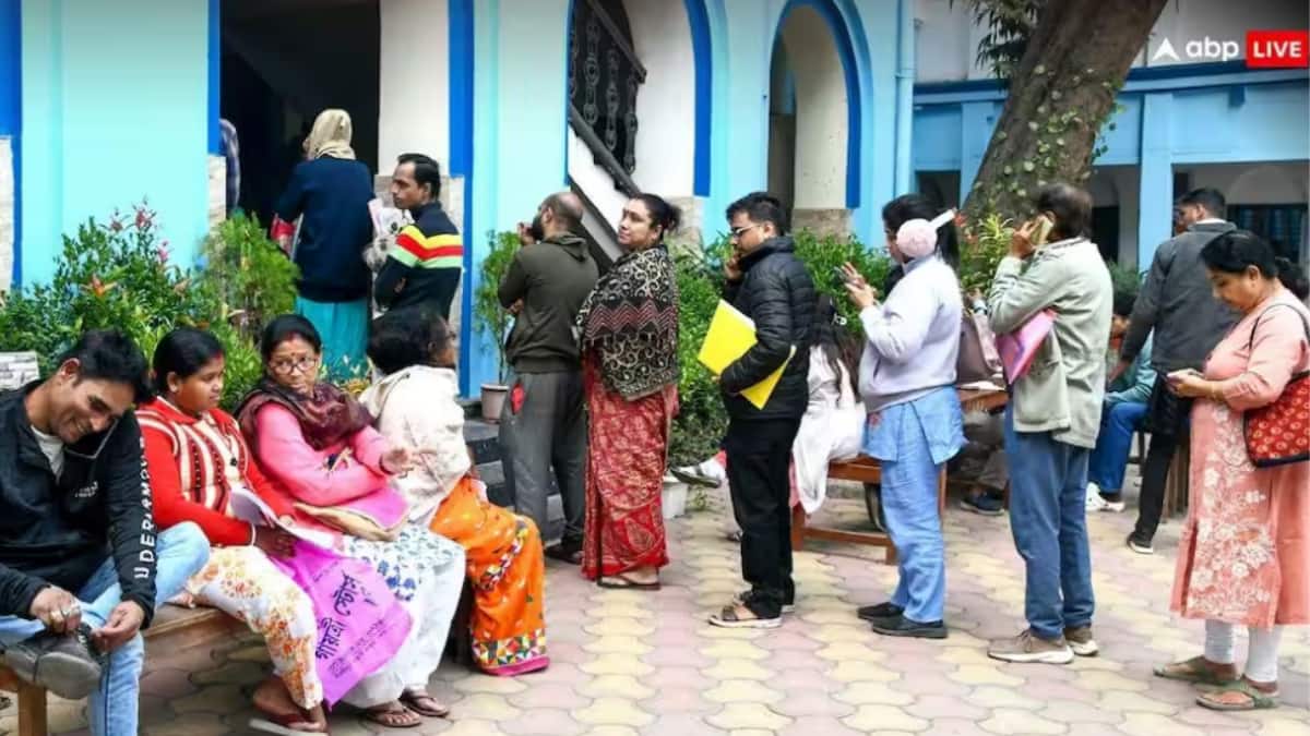 Voter Roll Revision Gathers Momentum In Bengal As Over 2 Lakh Claims Pour In, TMC Leads Party Filings