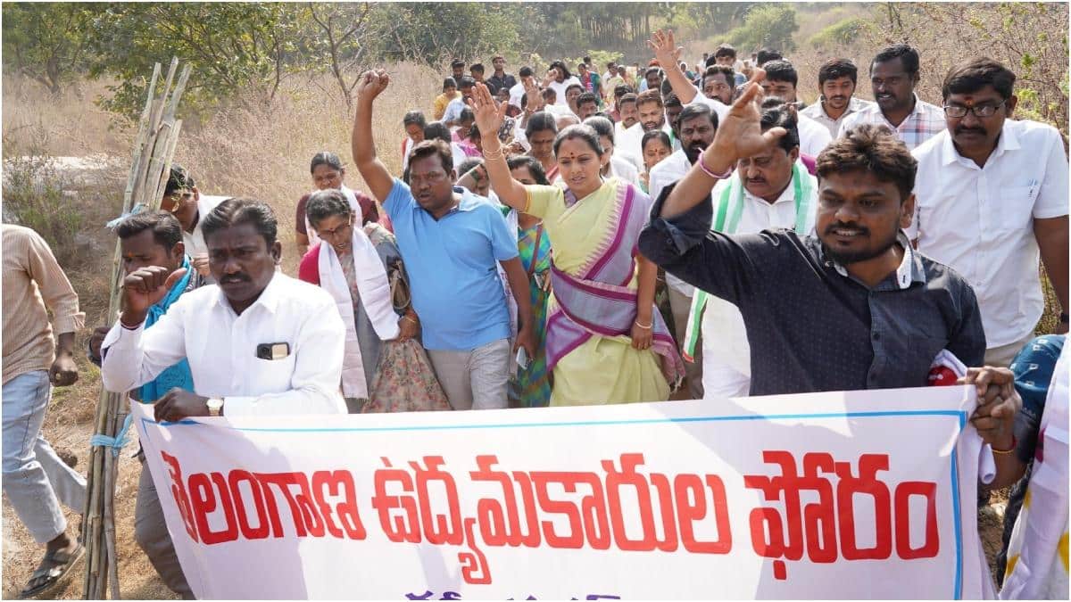 Kavitha Kalvakuntla: మానకొండూరులో ప్రభుత్వ భూమిలో గుడిసెలు వేయనున్న కవిత.. కారణం ఏంటంటే..