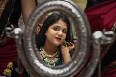 বছরের শেষ দিনে সোনার দাম কত ? রুপোর দামেও কি বদল ? এক ক্লিকে পশ্চিমবঙ্গের সোনা-রুপোর দাম