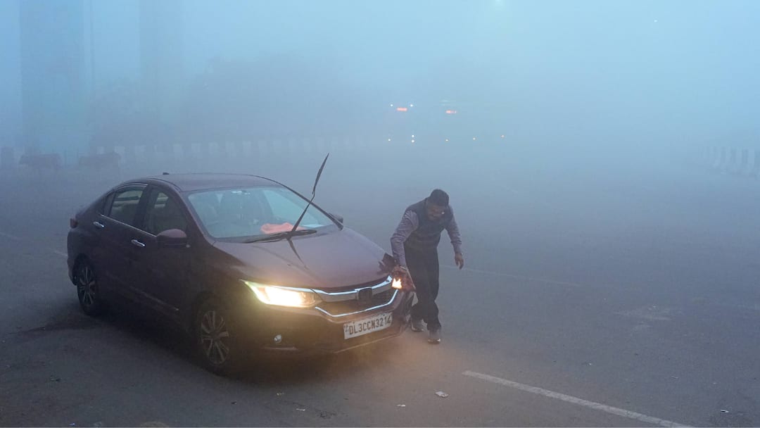 Delhi-NCR Braces For Dense Fog, Severe Pollution As Flight Services Hit Ahead Of New Year 2026
