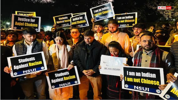 देहरादून में एंजेल चकमा हत्याकांड के खिलाफ दिल्ली के छात्रों का गुस्सा, जंतर-मंतर पर NSUI ने निकाला कैंडल मार्च